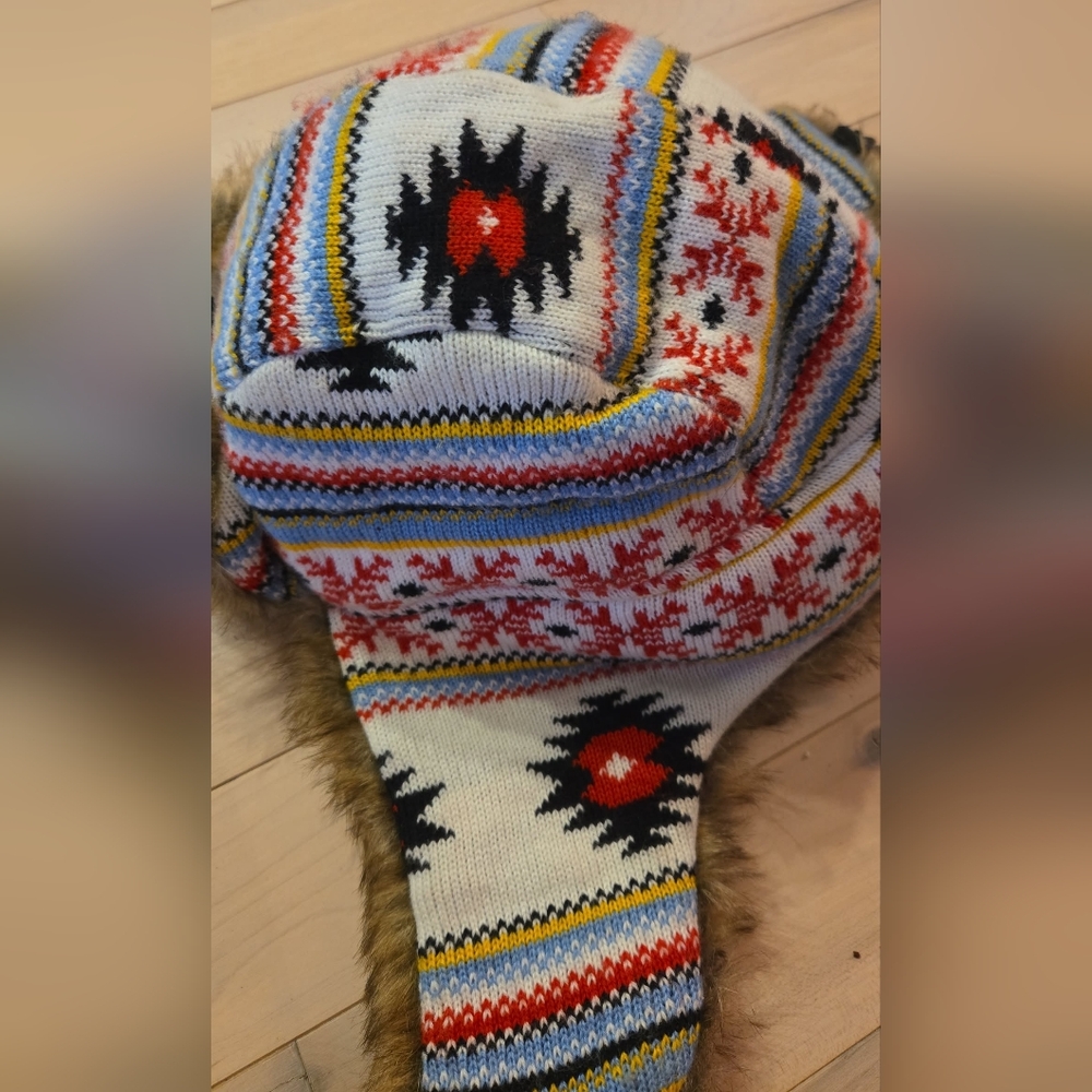 Trapper Hat - Picture 4 of 10